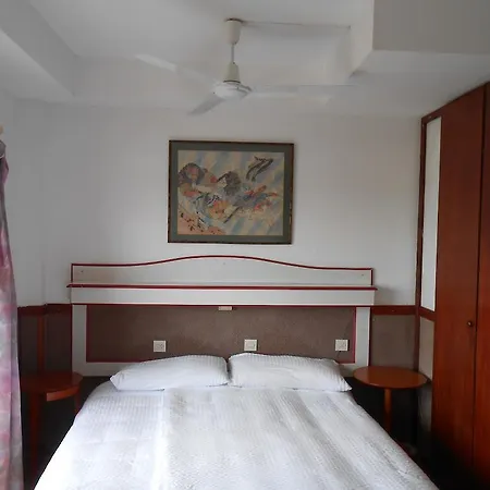 Hotel Marbella *
