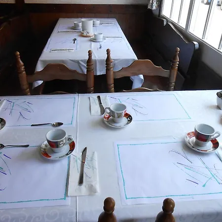 Hotel Marbella Rosas